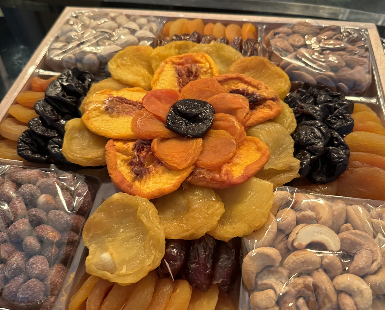 Fruits and nuts from Luongos